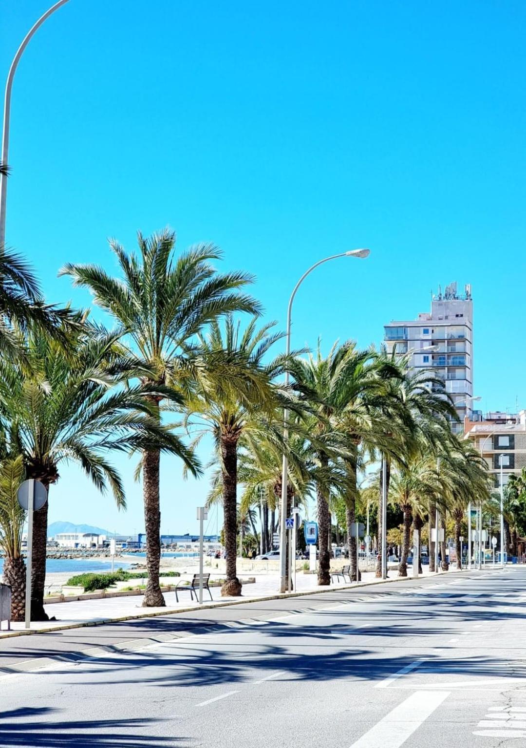 Sunshine Apartment Санта Пола Екстериор снимка